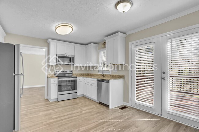 Building Photo - 426 Windsor Farms Dr