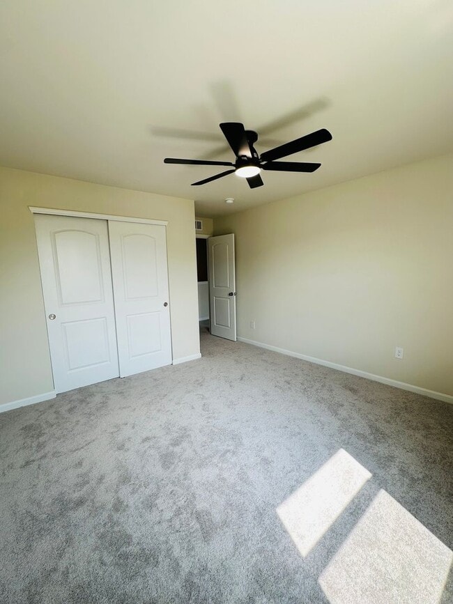 Building Photo - Charming New Construction Home for Rent in...