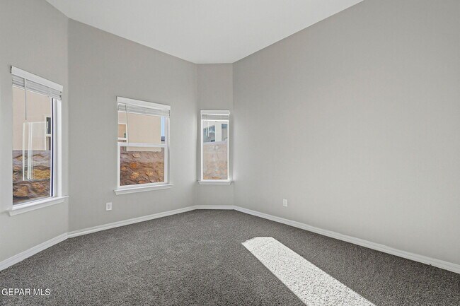 Building Photo - 13349 Cinderford Ave