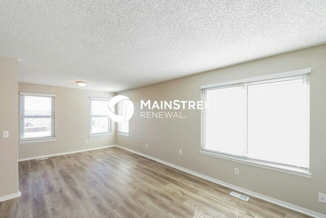 Building Photo - 5 Bedroom Pet-Friendly Home in AURORA, CO ...