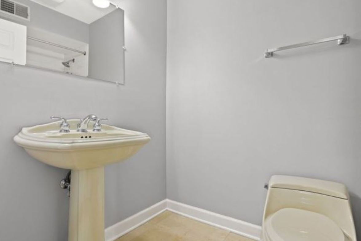 Bathroom 1 - 2600 Brookwood Way Dr