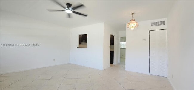 Primary Photo - 304 NW 30th Ct