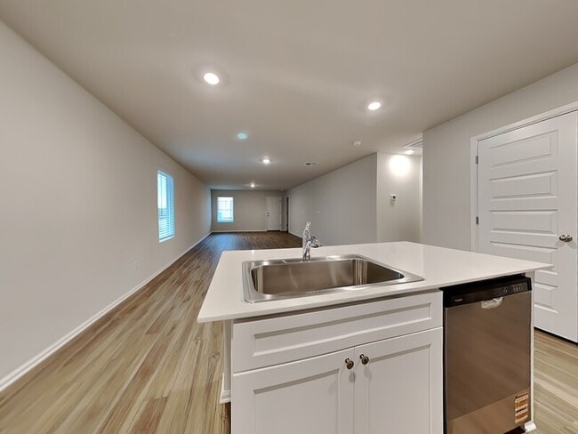 Building Photo - 8908 SW 31st Ter