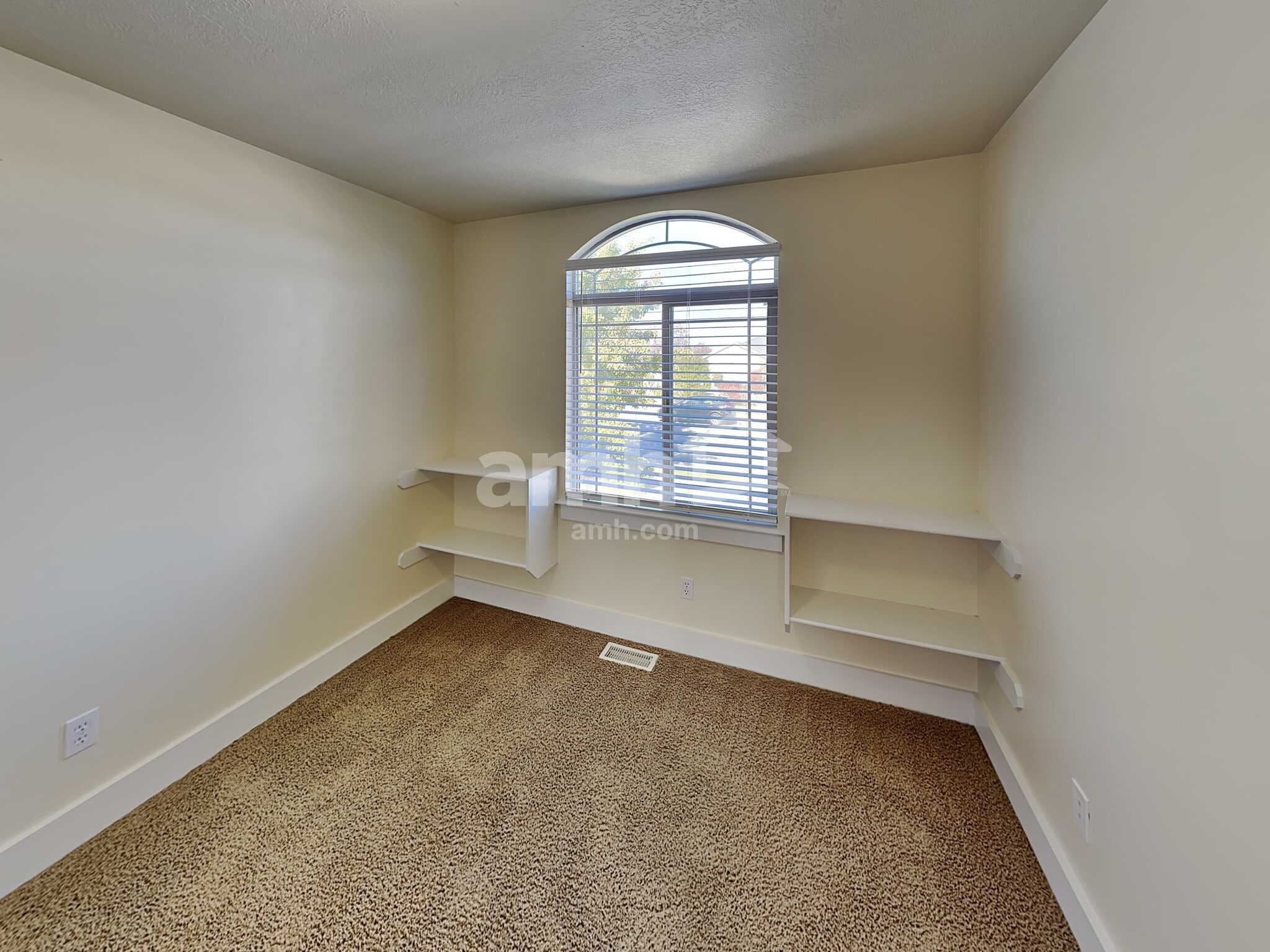 Building Photo - 4915 W 150 N