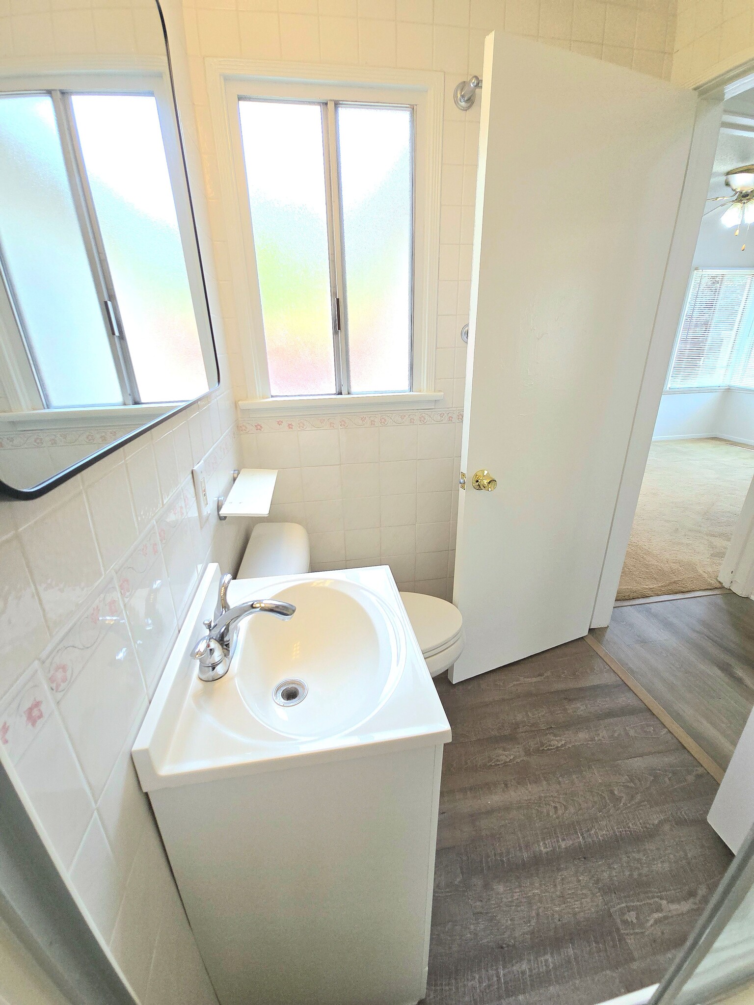 13-Bathroom - 10742 Galvin St