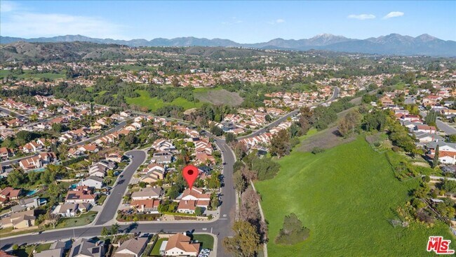 Building Photo - 409 Beverly Dr