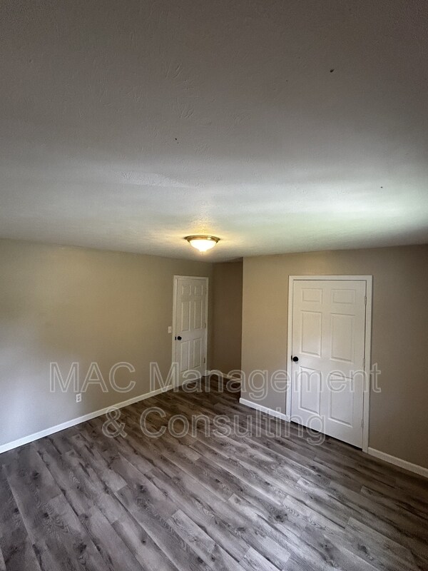 Building Photo - 1572 Shipley Rd