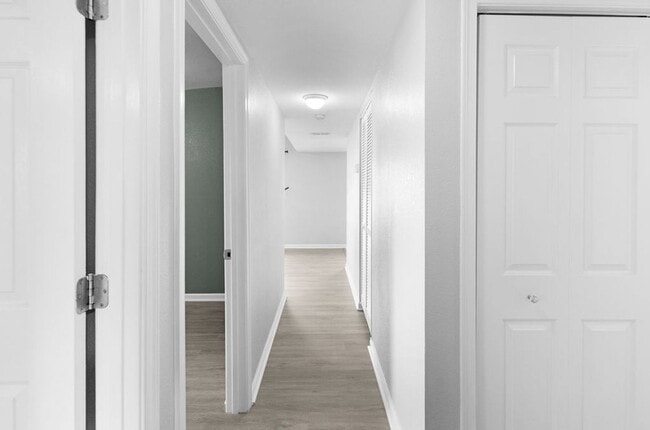 Building Photo - 3 Bed 1 Bath Home for Rent in Chesapeake