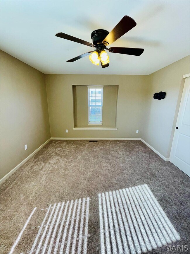 Building Photo - 1136 Welsh Dr