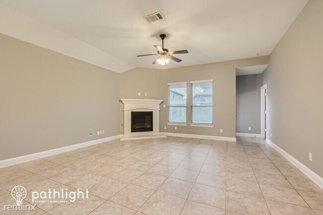 Building Photo - 5 br, 2 bath House - 540 Hunt Farms Road UNIT