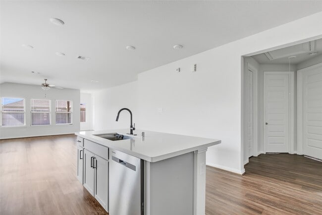 Building Photo - 15419 Kirkdell Bend Dr