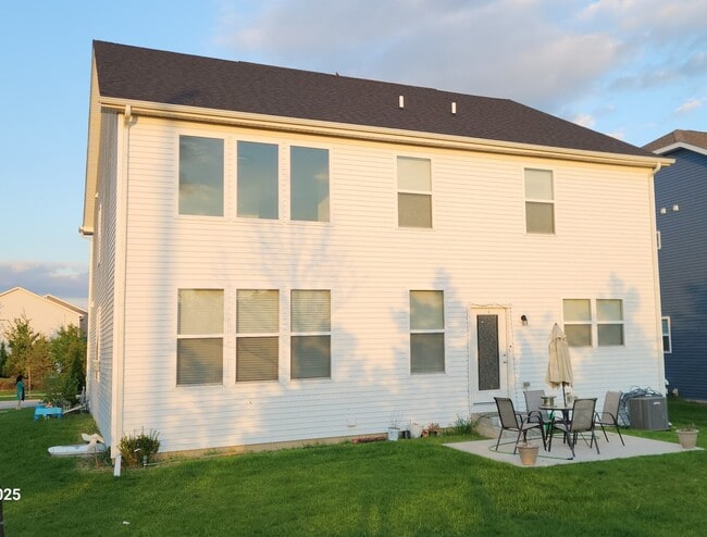 Building Photo - 3607 Ambrosia Dr