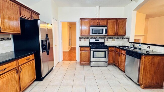 Building Photo - 10614 Desert Springs Cir