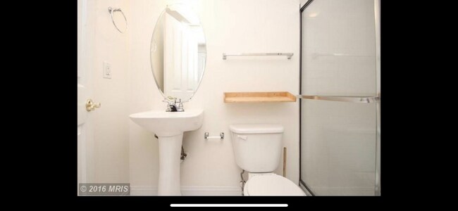 Building Photo - 3 Bed - Pets Allowed Near Patterson Park