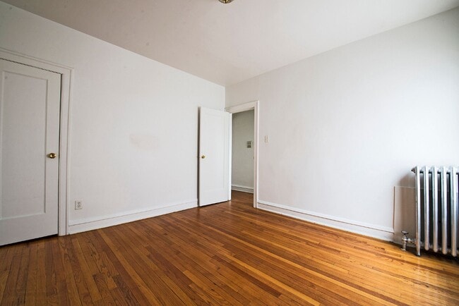 Building Photo - 7914-16 S Kingston Ave Chicago, IL 60617