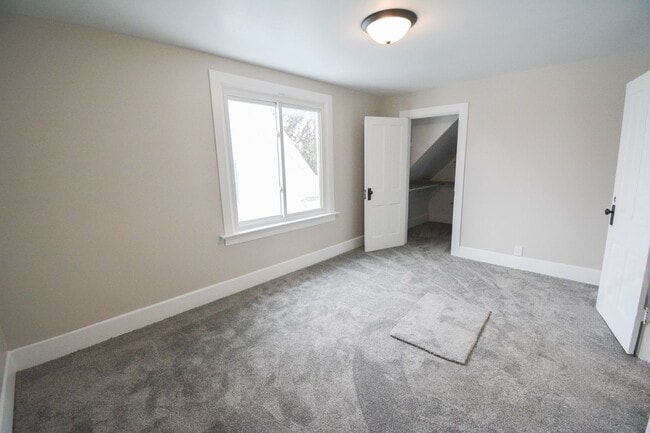 Building Photo - Huge, classic 2-story just outside of downtown Rochester