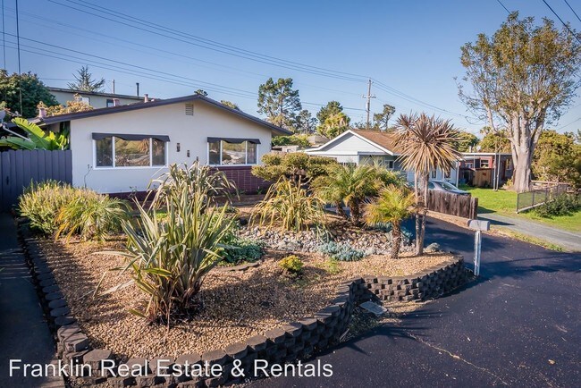 Building Photo - 2 br, 1 bath House - 972 Balboa
