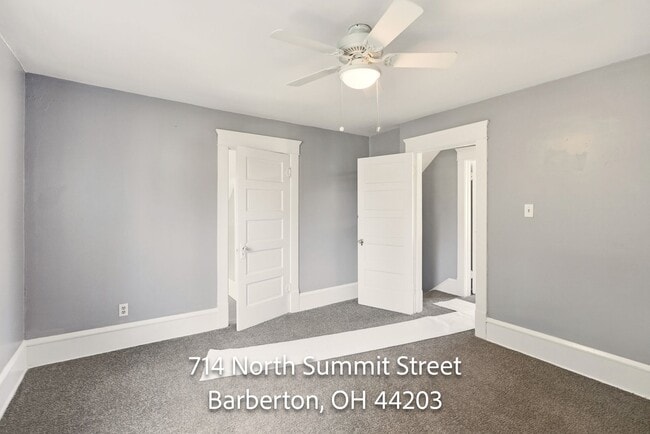 Building Photo - Three bedroom two bathroom home for rent