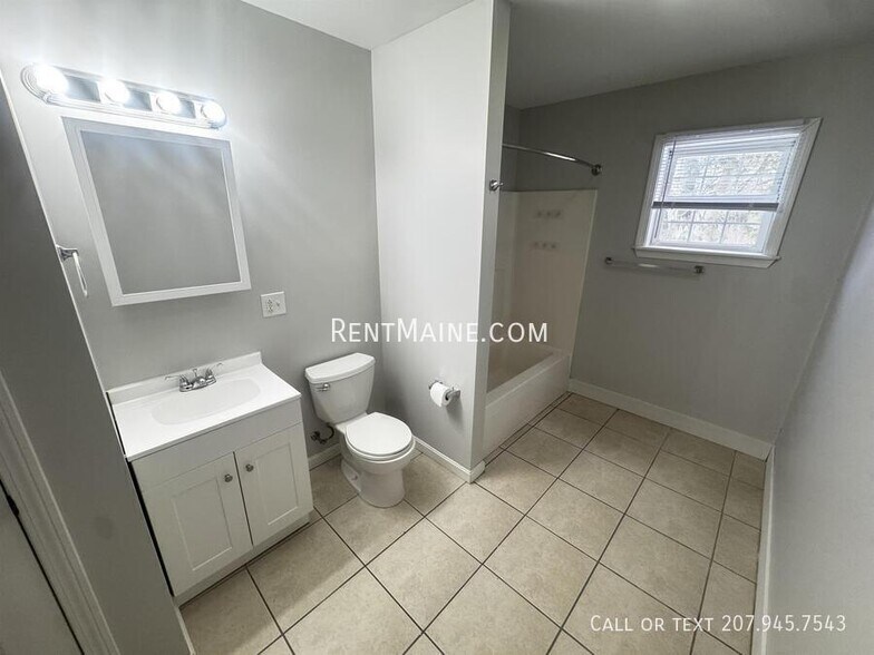 Building Photo - 40 Vafiades Ave