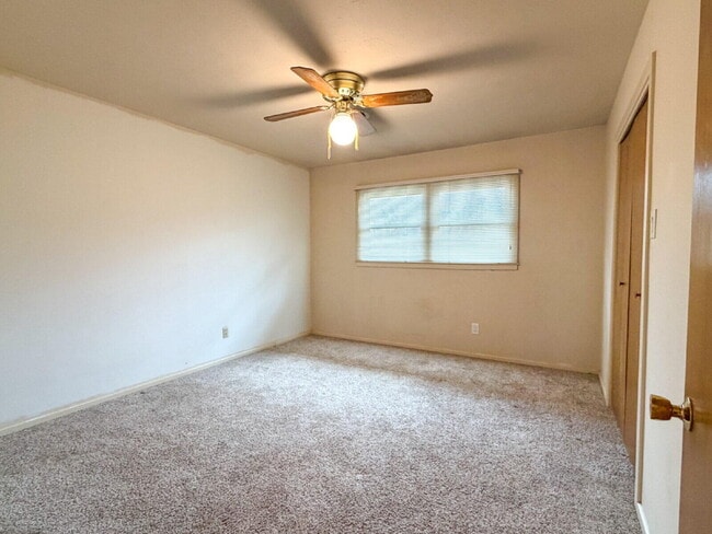 Building Photo - 3414 57th St