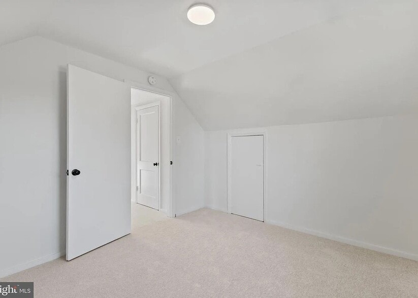 Building Photo - 7858 Snead Ln
