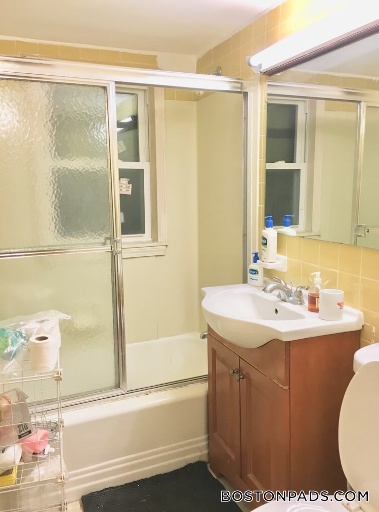 Building Photo - 137 Virginia Rd