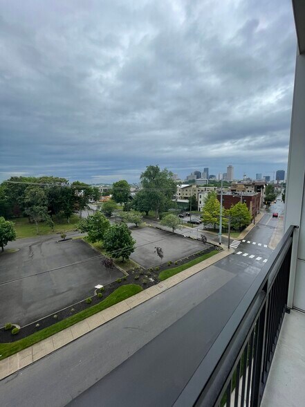 View - 1125 10th Ave N