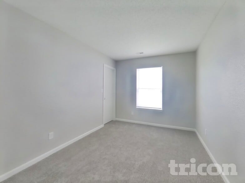 Building Photo - 1836 Farm Meadow Dr