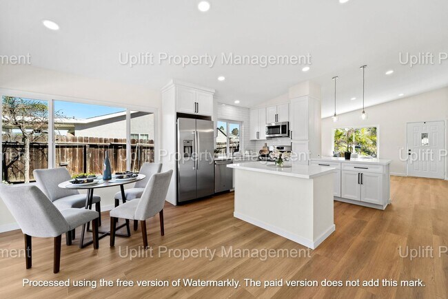 Building Photo - BEAUTIFUL 4 BED 2 BATH WITH ATTACHED 2 CAR...