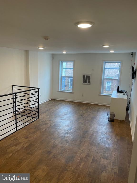 Building Photo - 5229 Westminster Ave