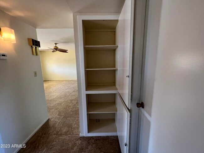Building Photo - 10939 W Saratoga Cir