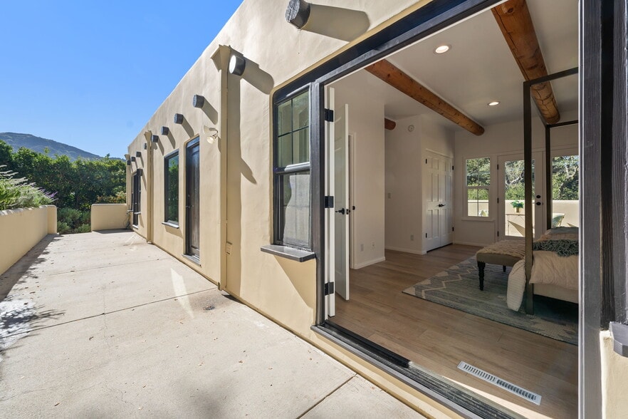 from East patio to primary bedroom - 25648 Timpangos Dr