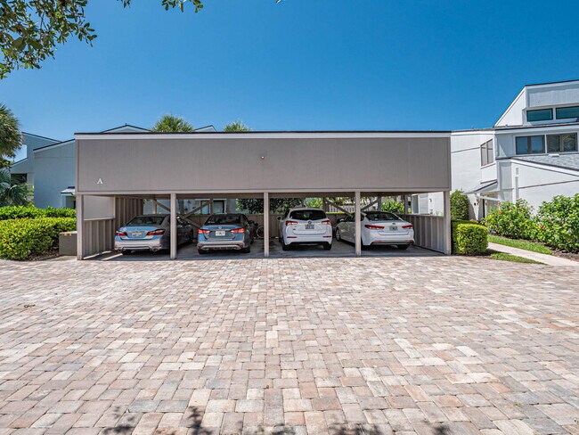 Building Photo - 1155 Reef Rd