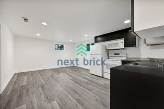 Building Photo - 2-bedroom, 1-bath basement unit