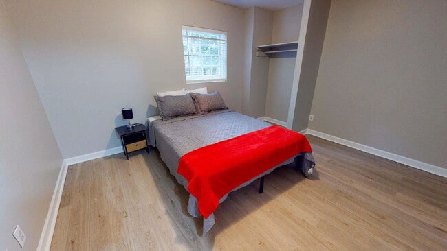 Building Photo - THE UNION GROVE | Gorgeous renovated home in Lithonia featuring large common areas, a spacious ki...