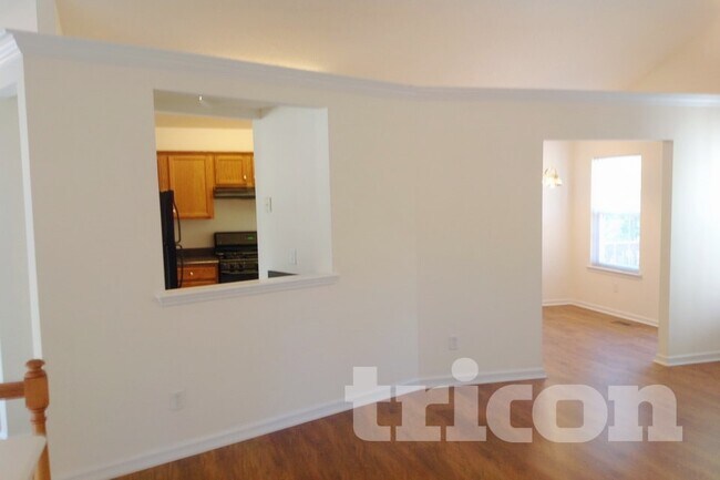 Building Photo - 8417 Cyprus Ridge Way