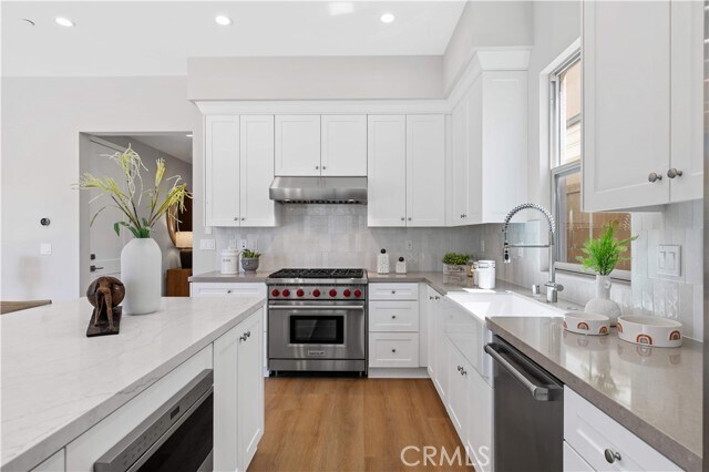 Building Photo - 149 Fairgreen