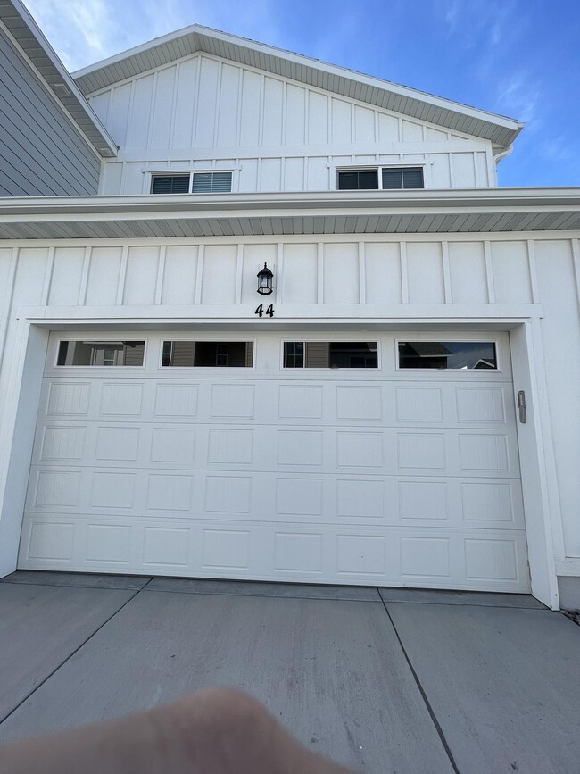 Building Photo - 44 S Tungsten Wy