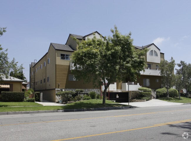 Building Photo - The Brixton