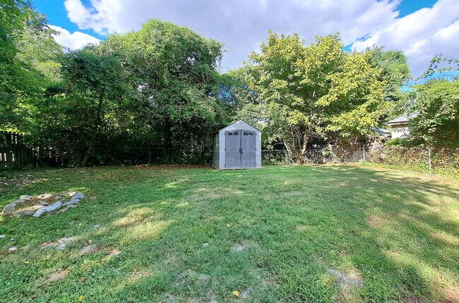 Building Photo - 5535 Cartledge Ct