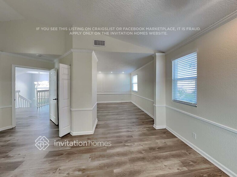 Building Photo - 6340 NW 77th Ct