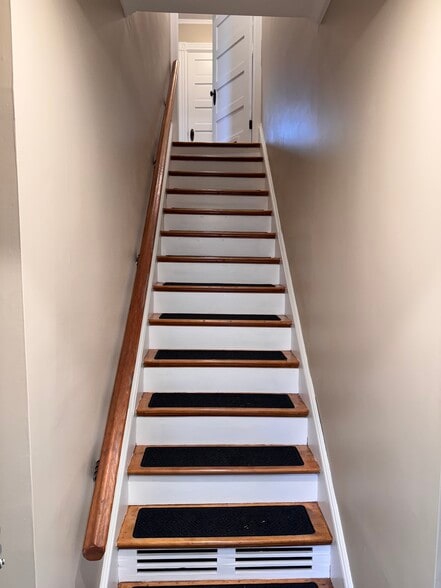 Primary Photo - 12 Crosby St