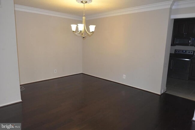 Building Photo - 8360 Greensboro Dr