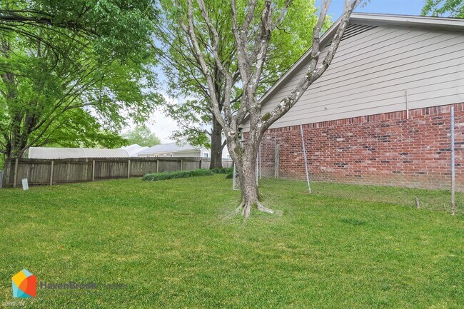 Building Photo - 3 br, 2 bath House - 6708 Henredon Dr