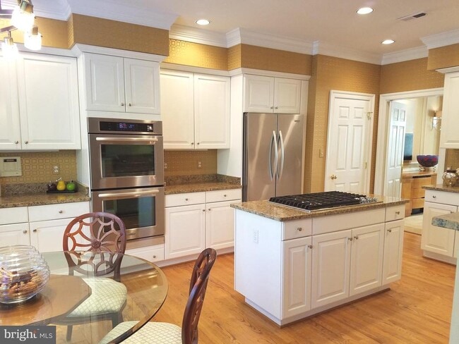 Building Photo - 2003 Mayfair McLean Ct