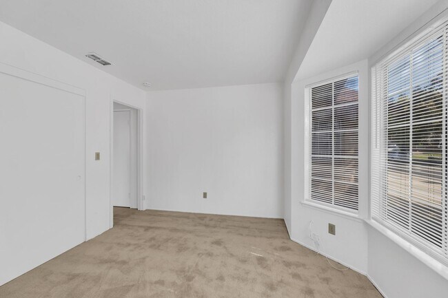 Building Photo - 8327 Trimmer Way