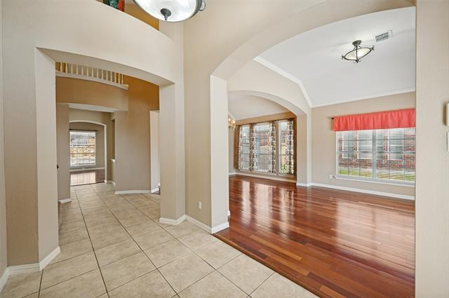 Building Photo - 3013 Brookvale Dr