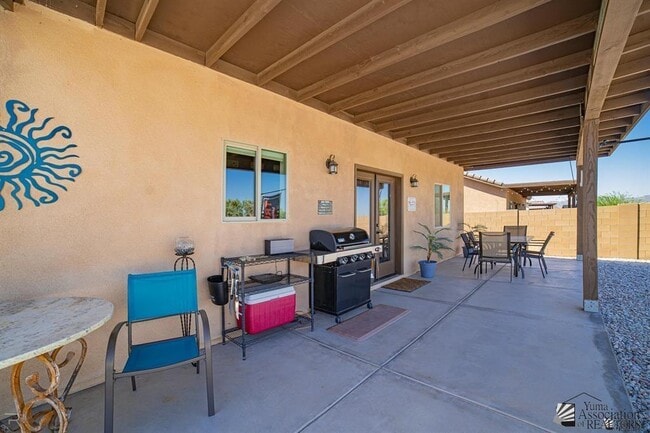 Building Photo - 27266 Mesquite Ave