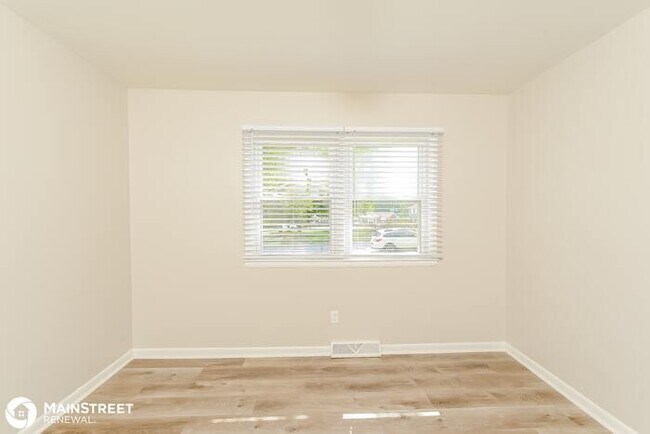 Building Photo - 4240 Cody Dr