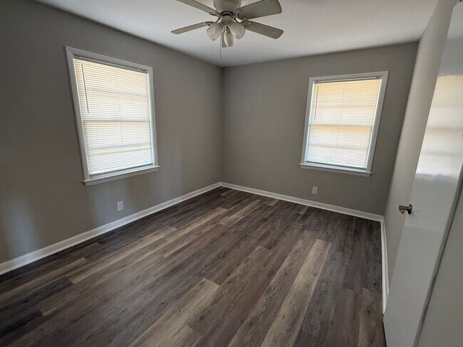 Building Photo - 468 Taylor St